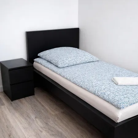 Monteurwohnungen Neben Halle Saale Lägenhet Landsberg (Saxony-Anhalt)